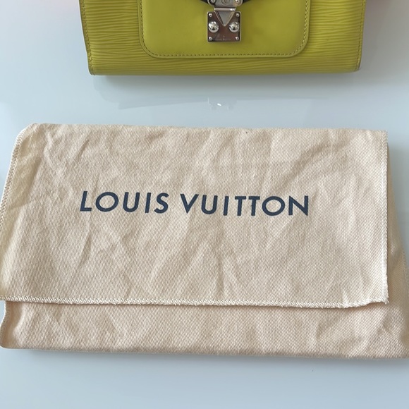 LOUIS VUITTON Wallet Authentic - Picture 12 of 13